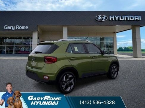 Certified 2024 Hyundai Venue SEL FWD image 7