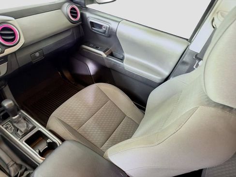Used 2022 Toyota Tacoma SR5 image 24