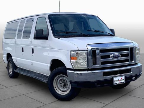 Used 2014 Ford E-350 and Econoline 350 XLT RWD image 3