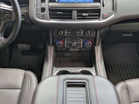 Used 2024 Chevrolet Tahoe RST w/ Luxury Package RWD image 20
