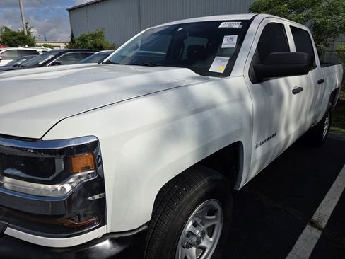 Used 2018 Chevrolet Silverado 1500 W/T RWD image 5