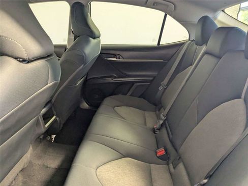 Used 2022 Toyota Camry LE w/ Convenience Package FWD image 34