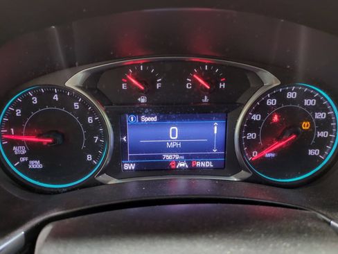 Used 2020 Chevrolet Equinox LT FWD image 18