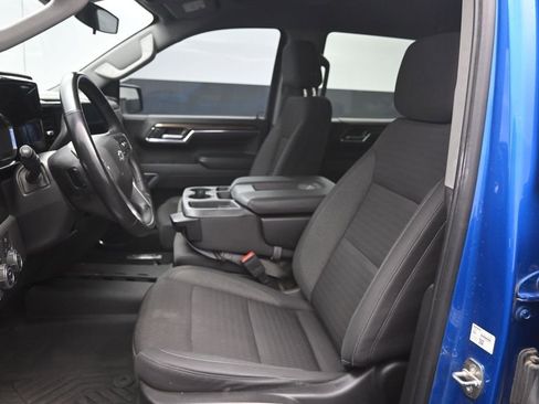 Used 2023 Chevrolet Silverado 1500 LT Trail Boss w/ Protection Package AWD/4WD image 18