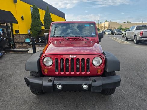 Used 2013 Jeep Wrangler Unlimited Sport AWD/4WD image 19