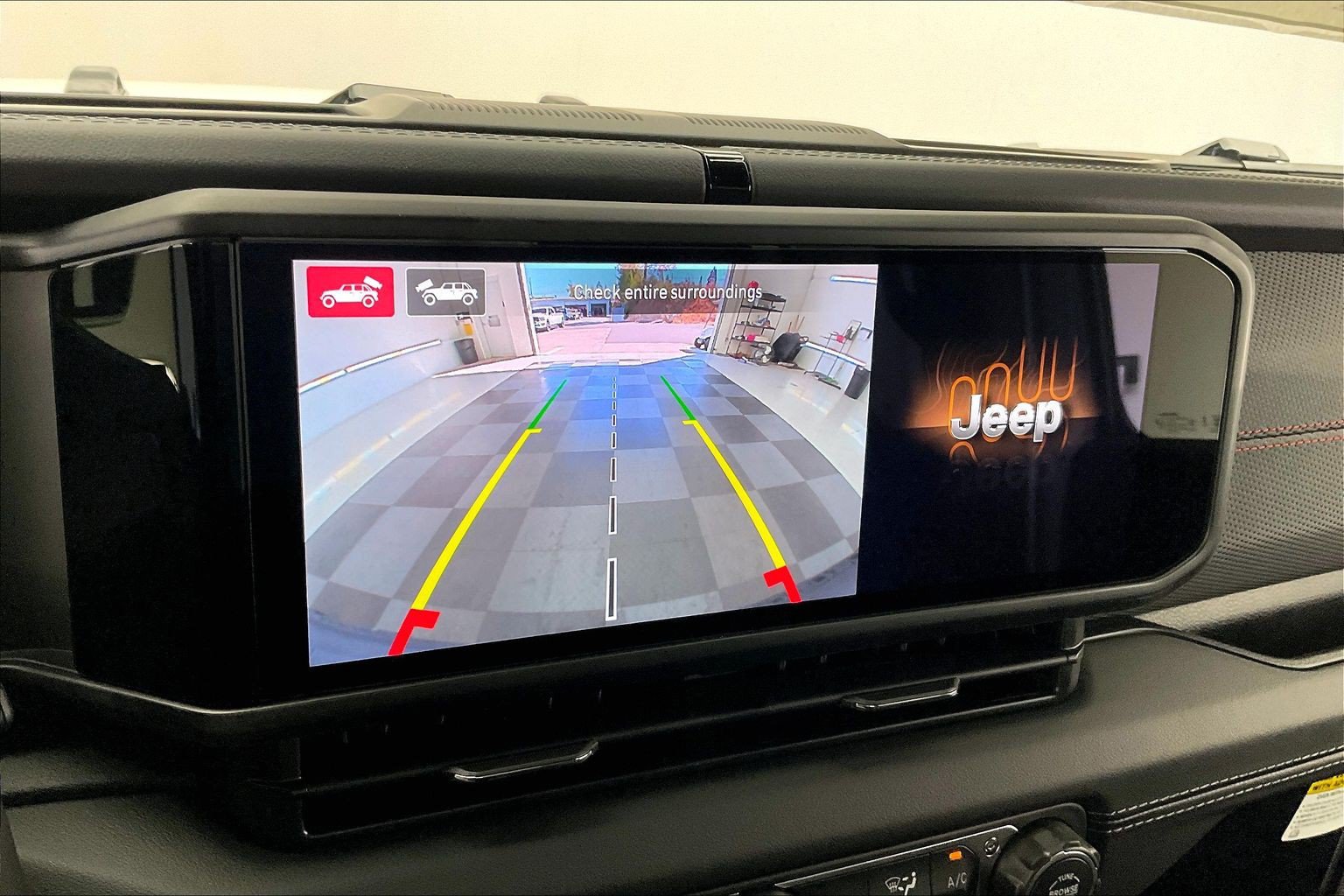 New 2027 Jeep Wrangler Unlimited Rubicon AWD/4WD image 13