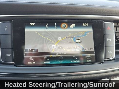 Used 2018 Buick Enclave Premium w/ Experience Buick Package FWD image 25