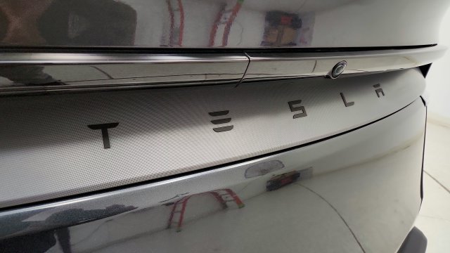 Used 2026 Tesla Model Y Long Range RWD image 33