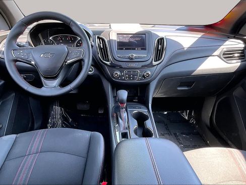 Used 2023 Chevrolet Equinox RS FWD image 15
