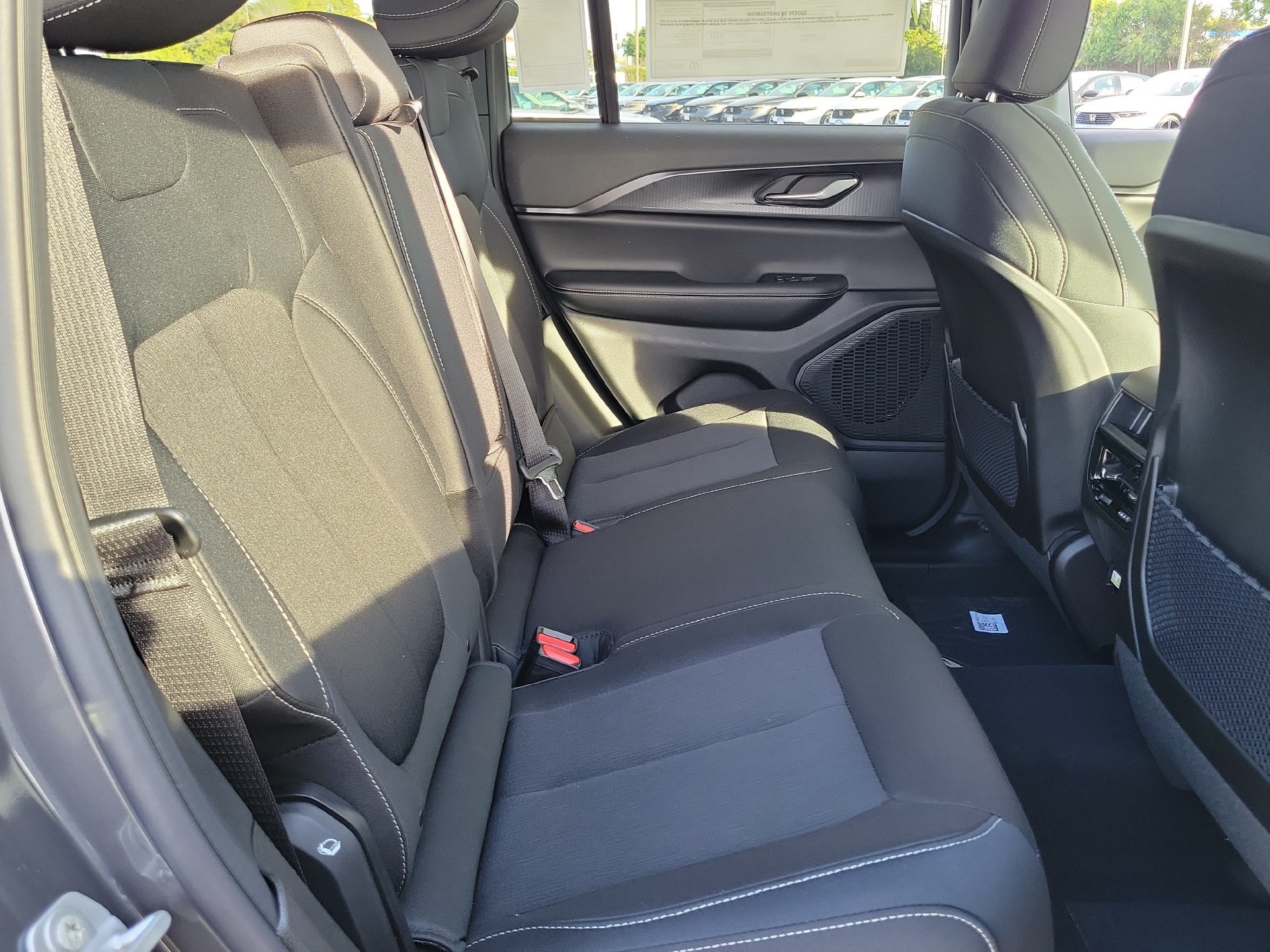 New 2026 Jeep Grand Cherokee Laredo X AWD/4WD image 16