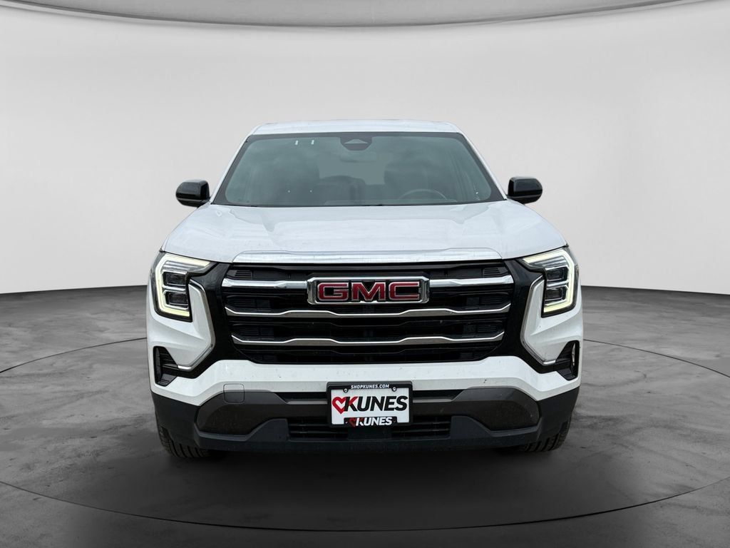 Used 2025 GMC Terrain Elevation AWD/4WD image 3
