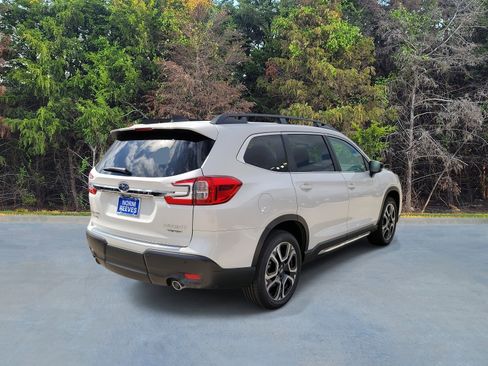 New 2026 Subaru Ascent Limited image 16