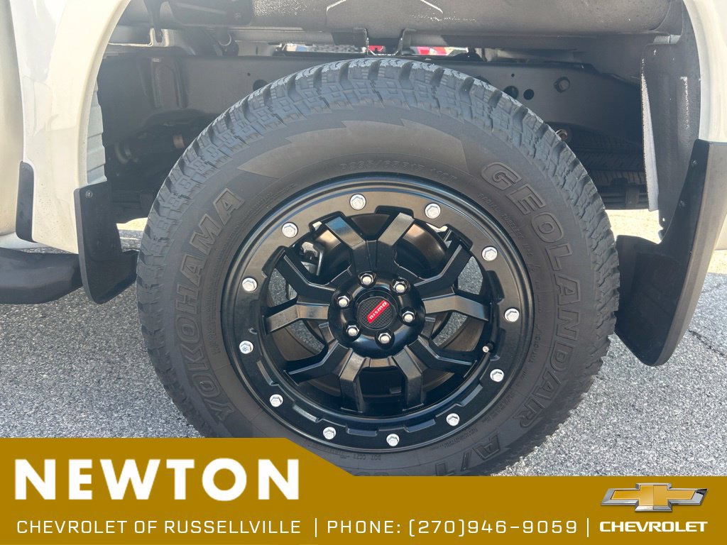 Used 2025 Nissan Frontier SV w/ SV Convenience Package AWD/4WD image 43