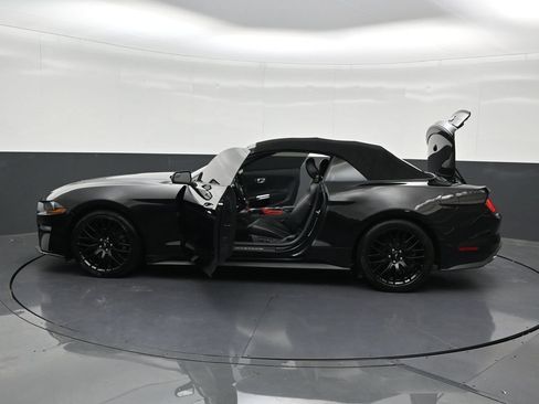 Used 2020 Ford Mustang Premium RWD image 28
