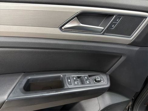Used 2018 Volkswagen Atlas SE FWD image 26