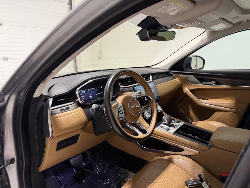 Used 2021 Jaguar F-PACE S AWD/4WD image 12