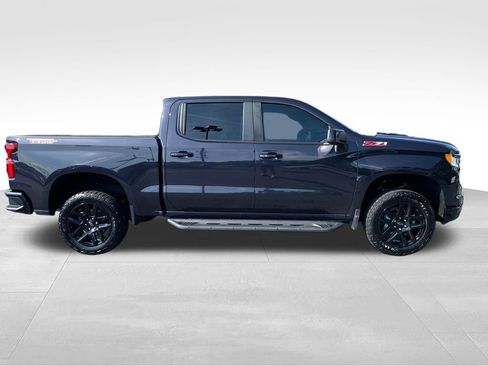 Used 2024 Chevrolet Silverado 1500 LT Trail Boss w/ Protection Package AWD/4WD image 7