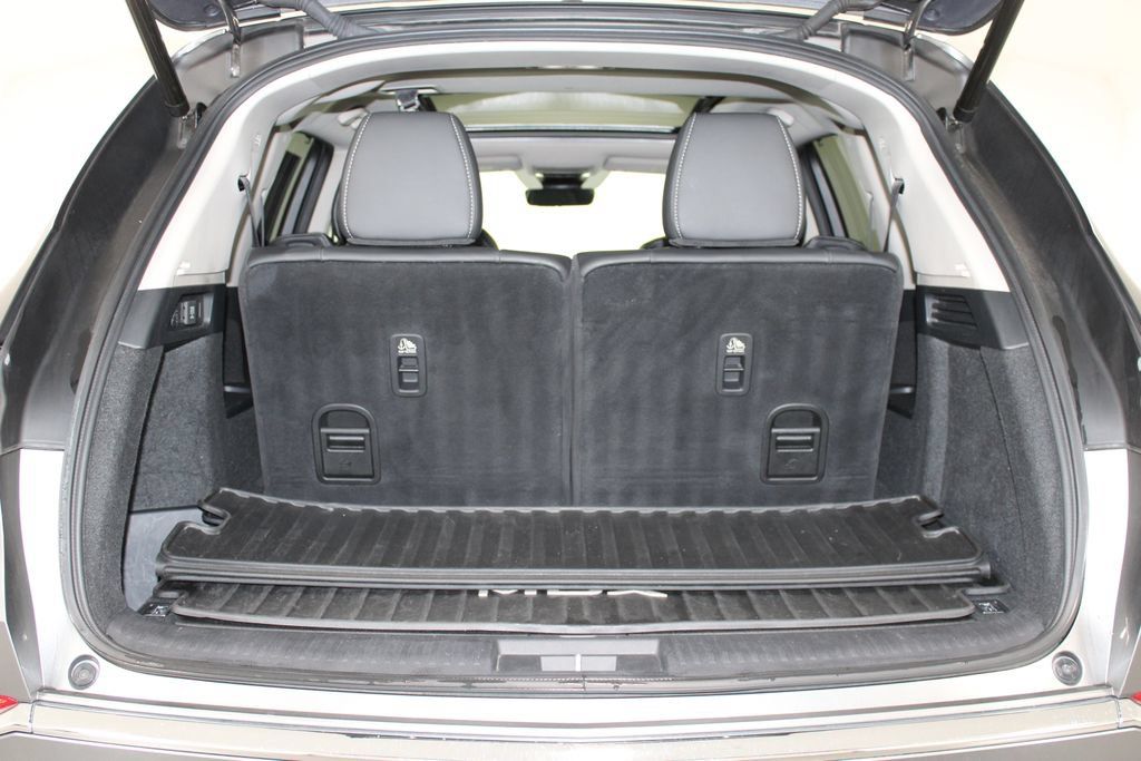 Used 2023 Acura MDX w/ Technology Package AWD/4WD image 15