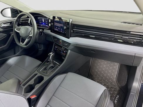 New 2026 Volkswagen Jetta SE FWD image 28