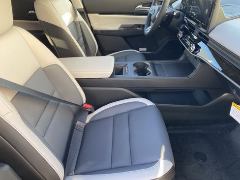 New 2026 Honda Prologue Touring image 9