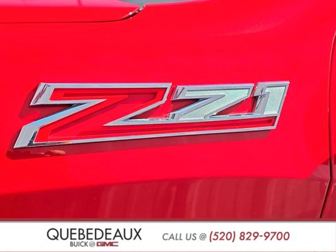 Used 2021 Chevrolet Silverado 1500 Custom Trail Boss w/ LPO, Dark Essentials Package AWD/4WD image 4