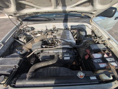 Used 2003 Toyota Tacoma PreRunner RWD image 20
