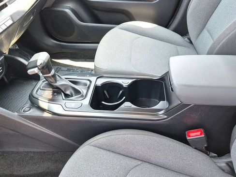 Used 2025 Kia K4 FWD image 23