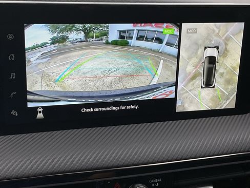 New 2025 Nissan Kicks SR image 30