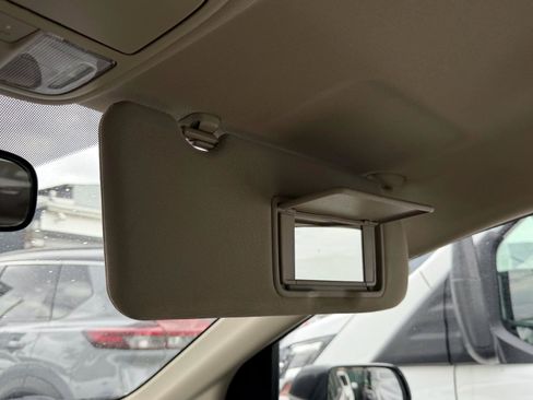 Used 2015 Honda CR-V LX image 32