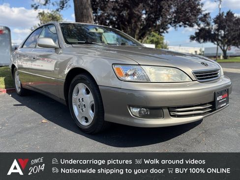Used 2000 Lexus ES 330 FWD image 1