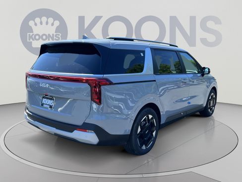 New 2026 Kia Carnival EX FWD image 16