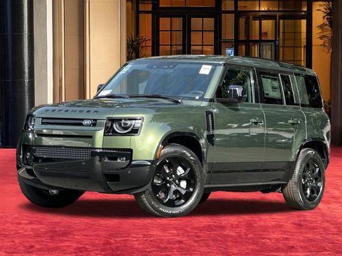 New 2026 Land Rover Defender 110 X-Dynamic SE image 1
