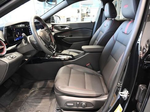 New 2026 Chevrolet Trax RS w/ Driver Confidence Package image 9