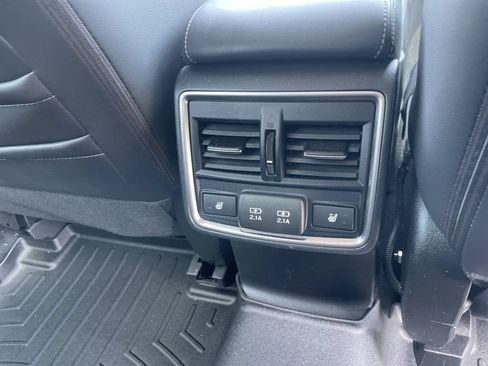 Certified 2022 Subaru Forester Touring AWD/4WD image 26