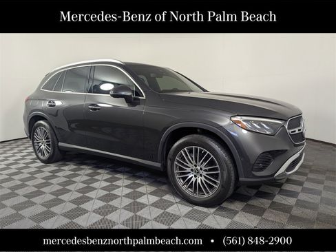 Certified 2024 Mercedes-Benz GLC 300 image 8