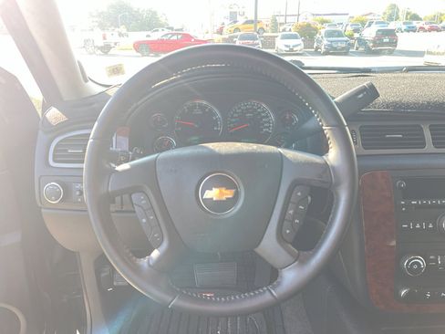 Used 2008 Chevrolet Avalanche LT w/ Convenience Package #1 image 12