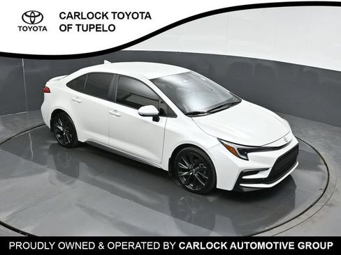 Used 2025 Toyota Corolla SE FWD image 33