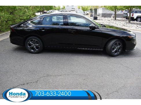 New 2026 Honda Accord Hybrid EX-L image 8