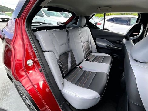 Used 2024 Nissan Kicks SR w/ SR Premium Package FWD image 29