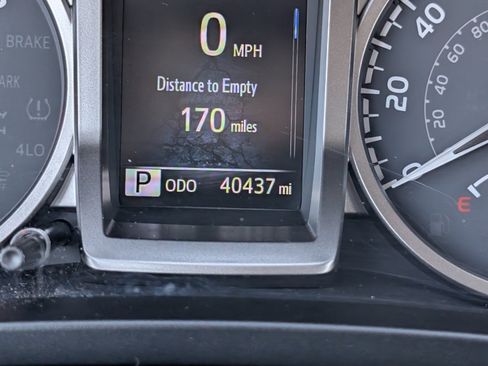 Used 2023 Toyota Tacoma SR5 image 21