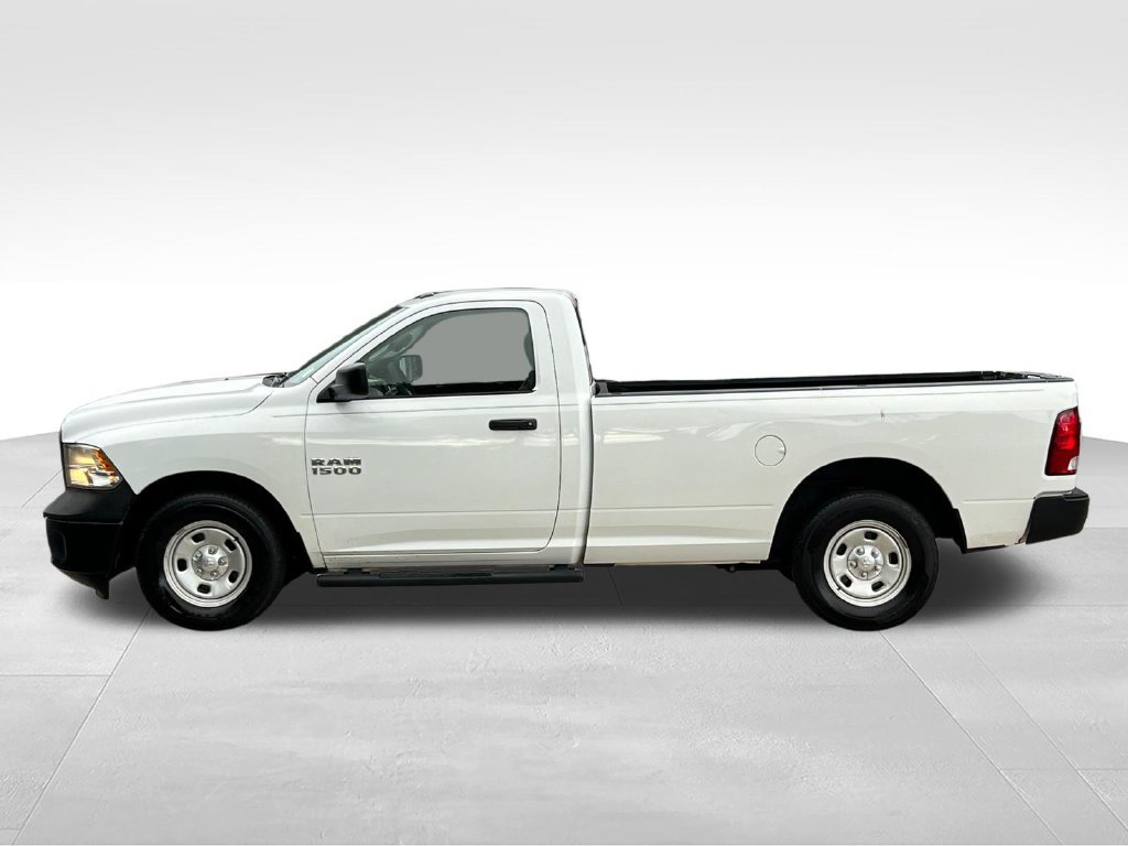Used 2018 RAM 1500 Express RWD image 12