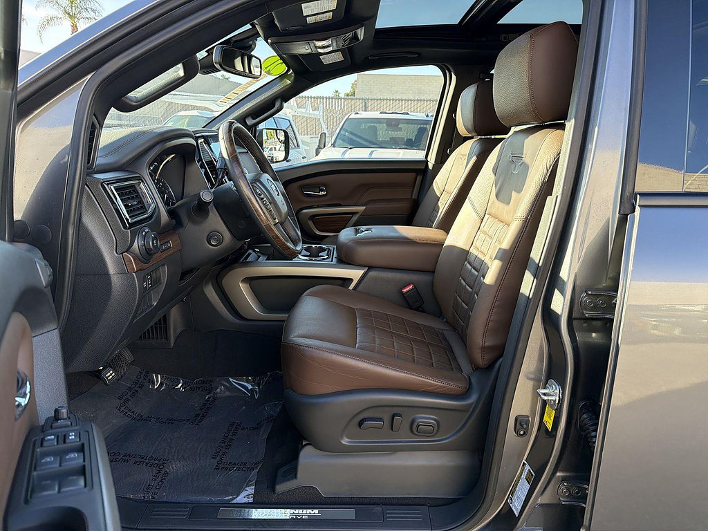 Used 2021 Nissan Titan Platinum Reserve w/ Moonroof Package AWD/4WD image 19