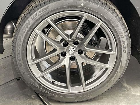 New 2026 Porsche Macan Turbo image 13