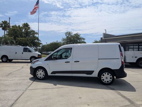 Used 2023 Ford Transit Connect XL FWD image 7