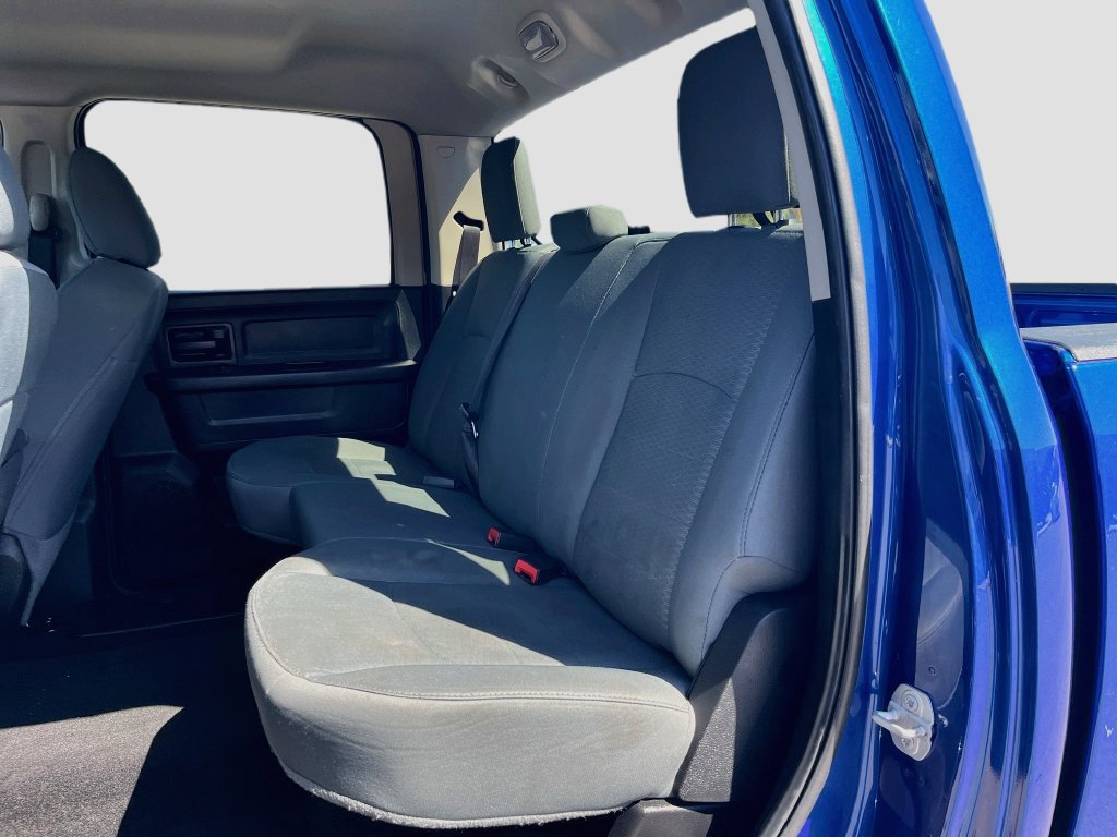 Used 2017 RAM 1500 Express RWD image 22