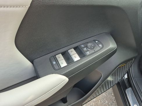 New 2026 Mitsubishi Outlander SE FWD image 42