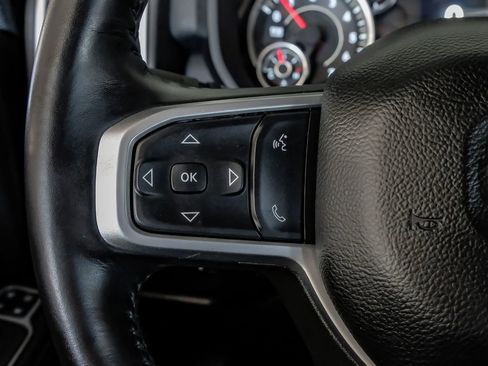 Used 2024 RAM 2500 Big Horn w/ Sport Appearance Package image 17