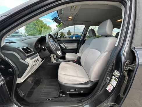 Used 2017 Subaru Forester 2.5i Premium w/ Protection Package #1 AWD/4WD image 26