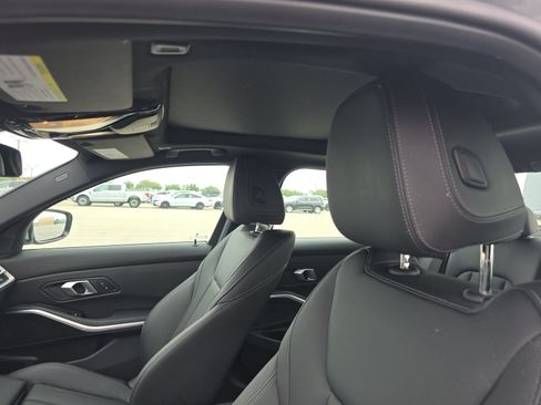 Used 2026 BMW 330i Sedan RWD image 3