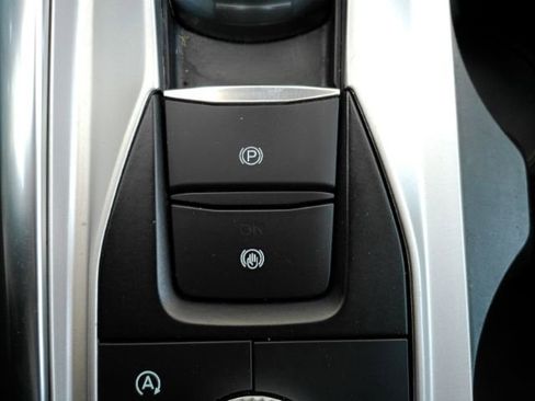 Used 2023 Ford Explorer XLT w/ Equipment Group 202A image 43